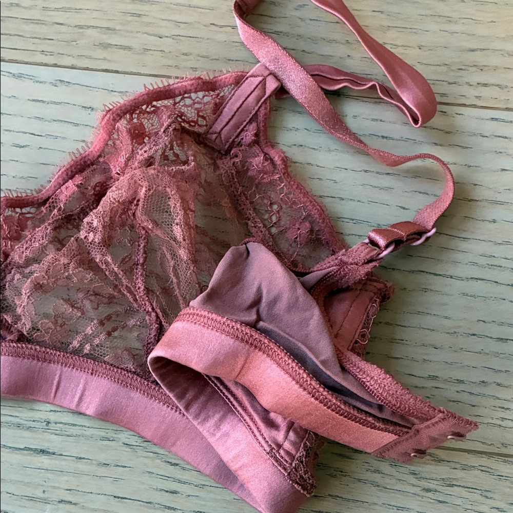 Eres Black and Pink Lace Bras- sz 34C - Picture 6 of 12